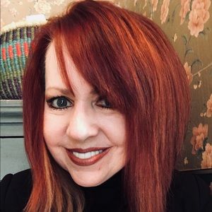 Meet your Posher, Nancy